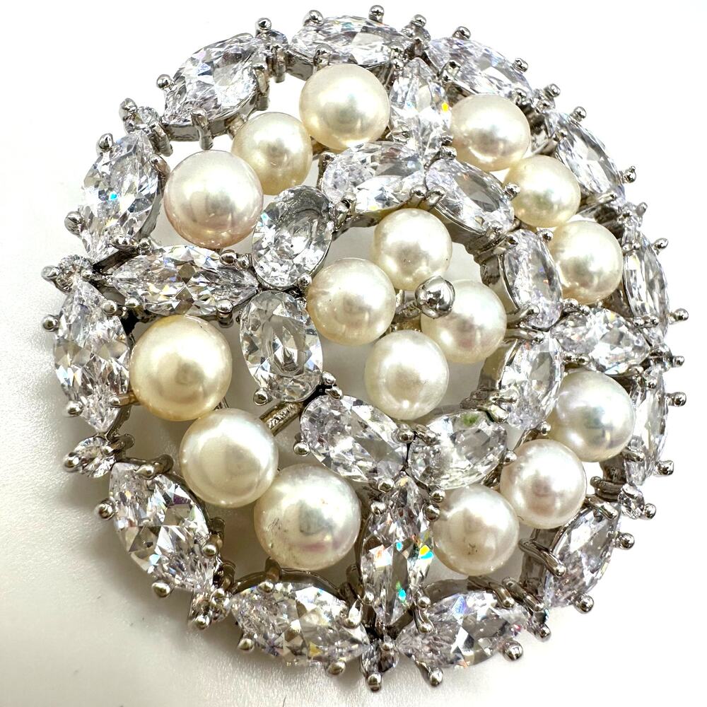 High end silver tone clear cubic zirconia CZs freshwater pearls brooch pendant